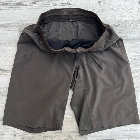 Lululemon Men Shorts Size Medium Activewear Gym‎ Workout,  Unlined - Picture 4 of 12
